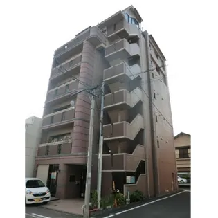 フォンテーヌ アカシヤの画像