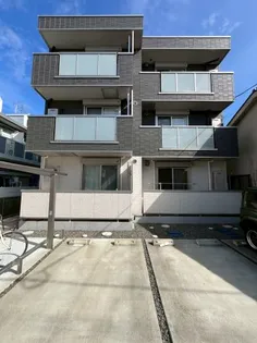 Pflaumenプラオメン【3階】の外観