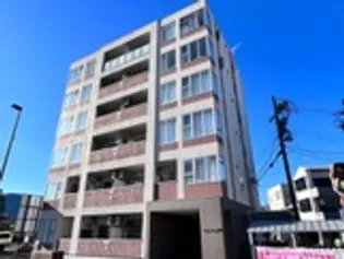 サニーコート安倍【3階】の外観