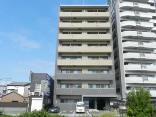 レジデンス吉野【6階】の外観