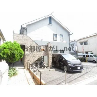 ベルクハイム【2階】の外観