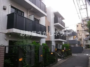 ラハイナ東新宿【3階】の外観