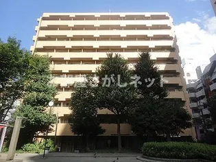ライオンズマンション新宿東公園【おとり物件なし】#学生・社【3階】の外観