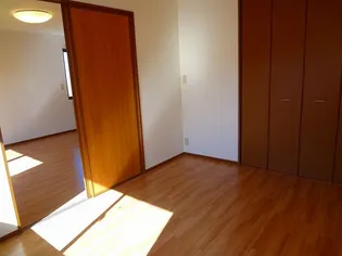 COMODO楠B【2階】の居間