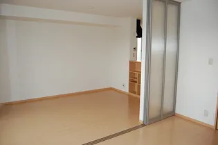 セピアコート【2階】の居間