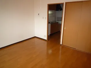 ミカーサ日永【2階】の居間
