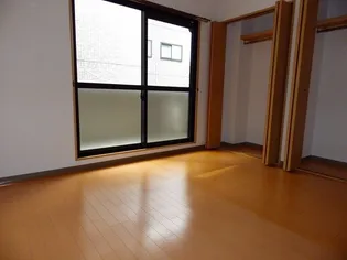 ヌーベルバーグ【1階】の内装