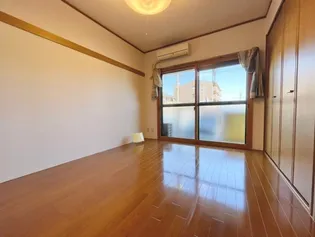 アン・ファブール【102号室】の居間