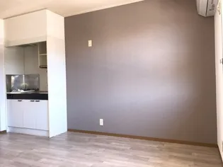 メゾンボザールⅡ【B203号室】の居間