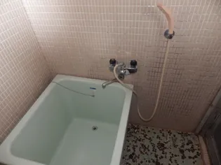 八まきビル【4A号室】の風呂