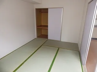プリムローズA【1階】の内装