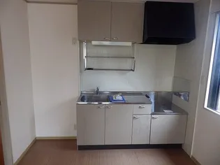 プリムローズA【1階】のキッチン