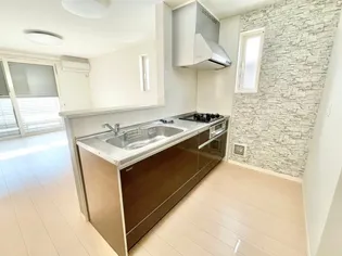 ハピネス白雲【101号室】のキッチン