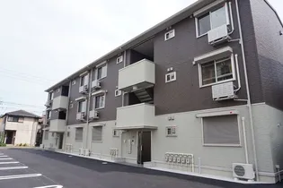 レジデンス朝日町 B棟【1階】の外観