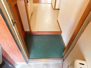 コーポ阪本【201号室】の玄関