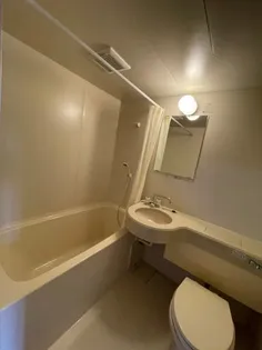 バスティード西浜田【2C号室】の風呂