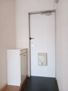 ファミール小杉Ⅱ【2階】の玄関