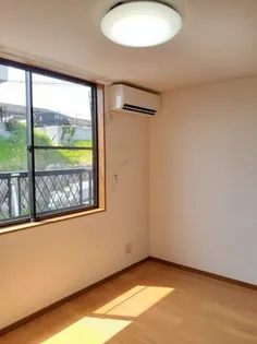 シャルマンフラット【1階】の居間