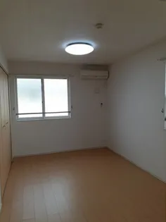 ファイン・ゼファー【2階】の内装