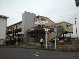 ファイン・ゼファー【2階】の周辺