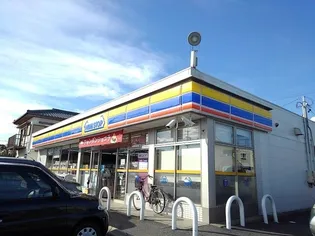 ファイン・ゼファー【2階】の周辺