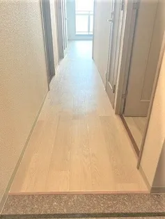 ステイツ四日市【6階】の玄関