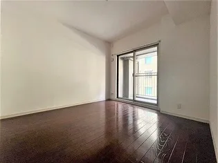 ライオンズステージ四日市【2階】の内装