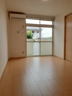 ファミール小杉Ⅱ【1階】の居間