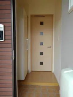 サンシャインヒルズⅡ・A【1階】の玄関