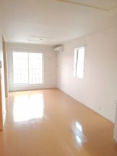 ブリランテ マサカⅠ【2階】の居間