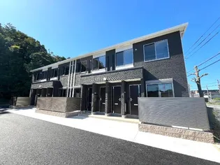 ラ・トレフル【2階】の外観