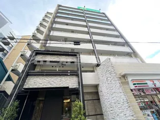 スプランディッド難波SOUTH【3階】の外観