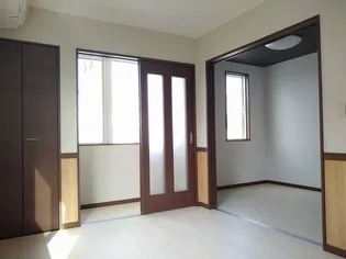 カシータハウス若竹町B【205号室】の居間