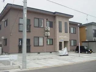 秋田県横手市八幡字上長田【アパート】の外観