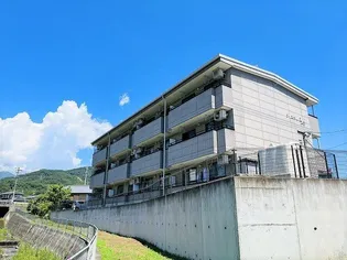 クリスタル萬月の画像