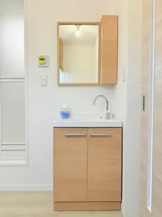 オリンピア川中島【201号室】の内装