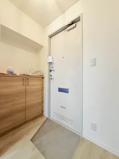 オリンピア川中島【201号室】の玄関