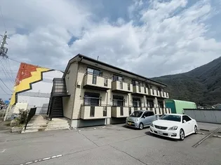 サープラス マロニエ【2階】の外観