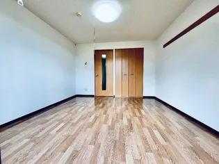 サプリング上山田B【2階】の寝室