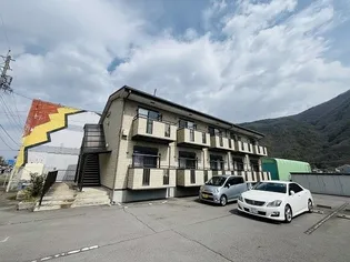 サープラス マロニエの画像