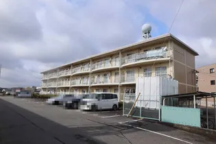 静岡県三島市徳倉【マンション】の外観