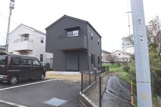 静岡県三島市谷田【タウンハウス】の外観