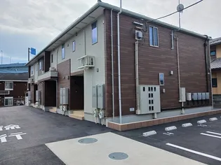 静岡県駿東郡長泉町南一色【アパート】の外観