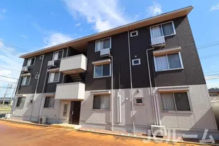 ラトン・ラヴ—ル【1階】の外観