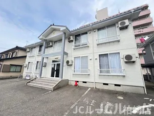 新潟県柏崎市穂波町【アパート】の外観