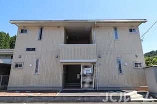 アン・アロール【1階】の外観