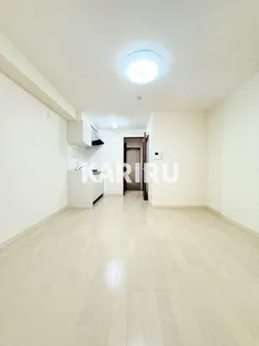 クレール新森【302号室】の居間