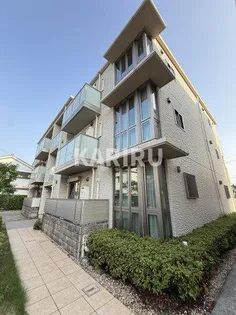 ヴィアソーレ鶴見B棟【1階】の外観