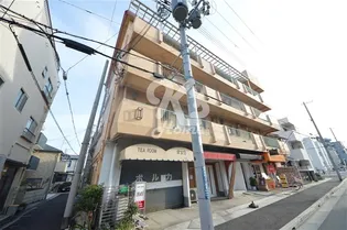 ラムール鷹取【3階】の外観