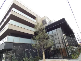 シークリサンス西岡本【2階】の外観